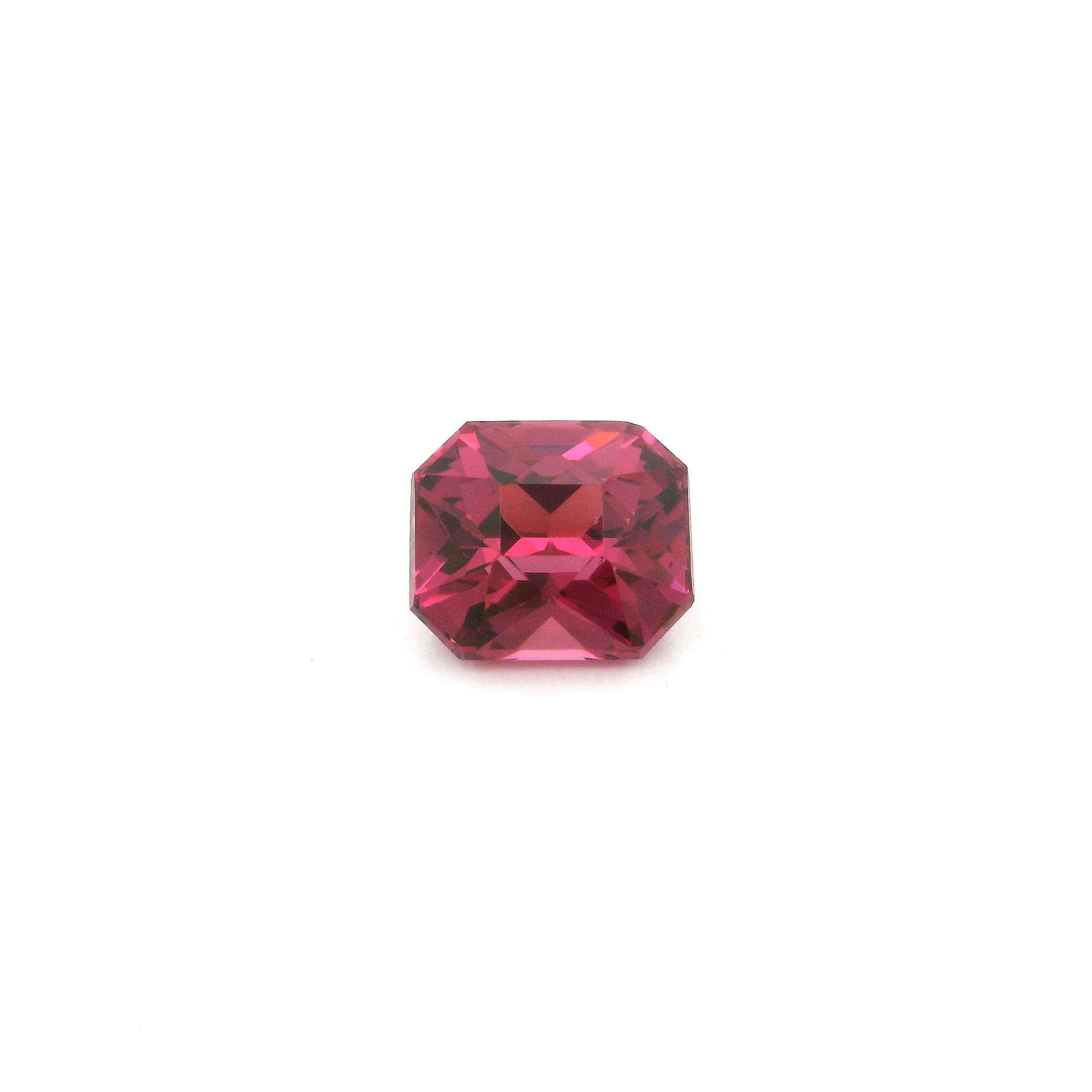 1.43ct GARNET