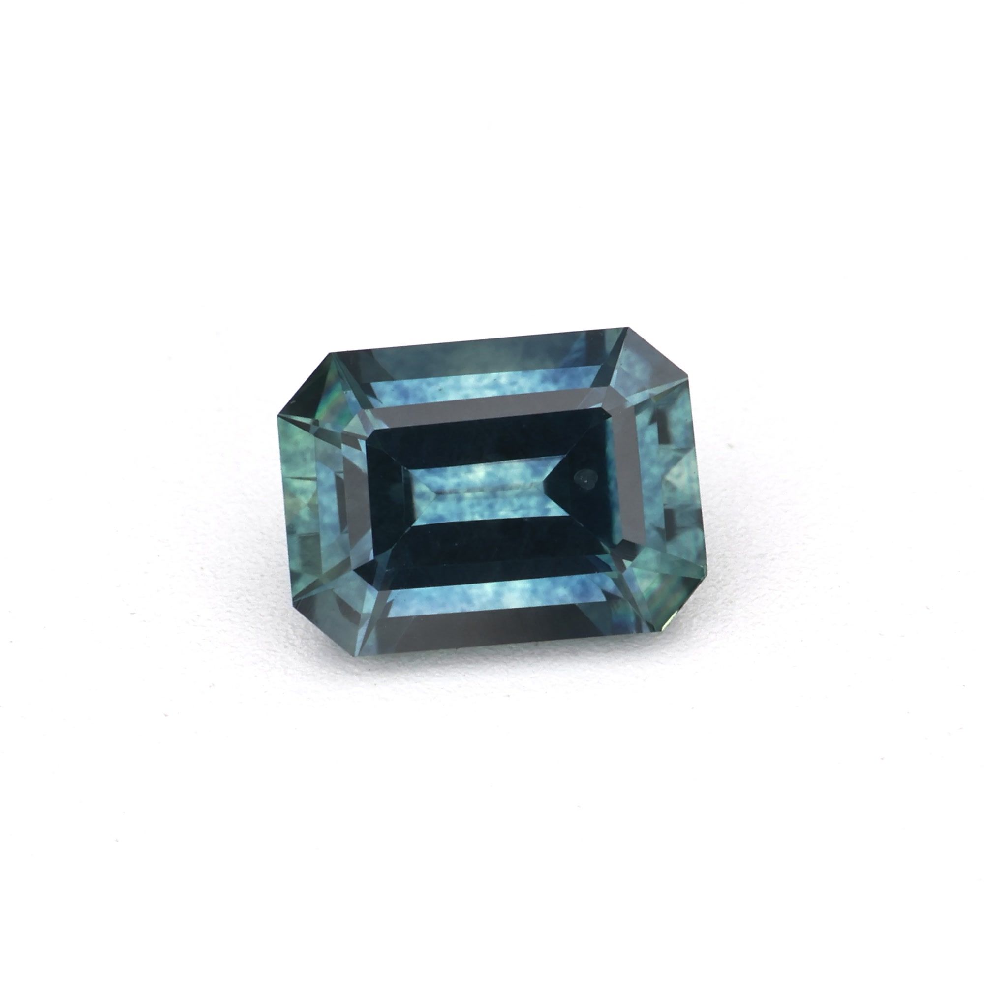 0.82ct Sapphire