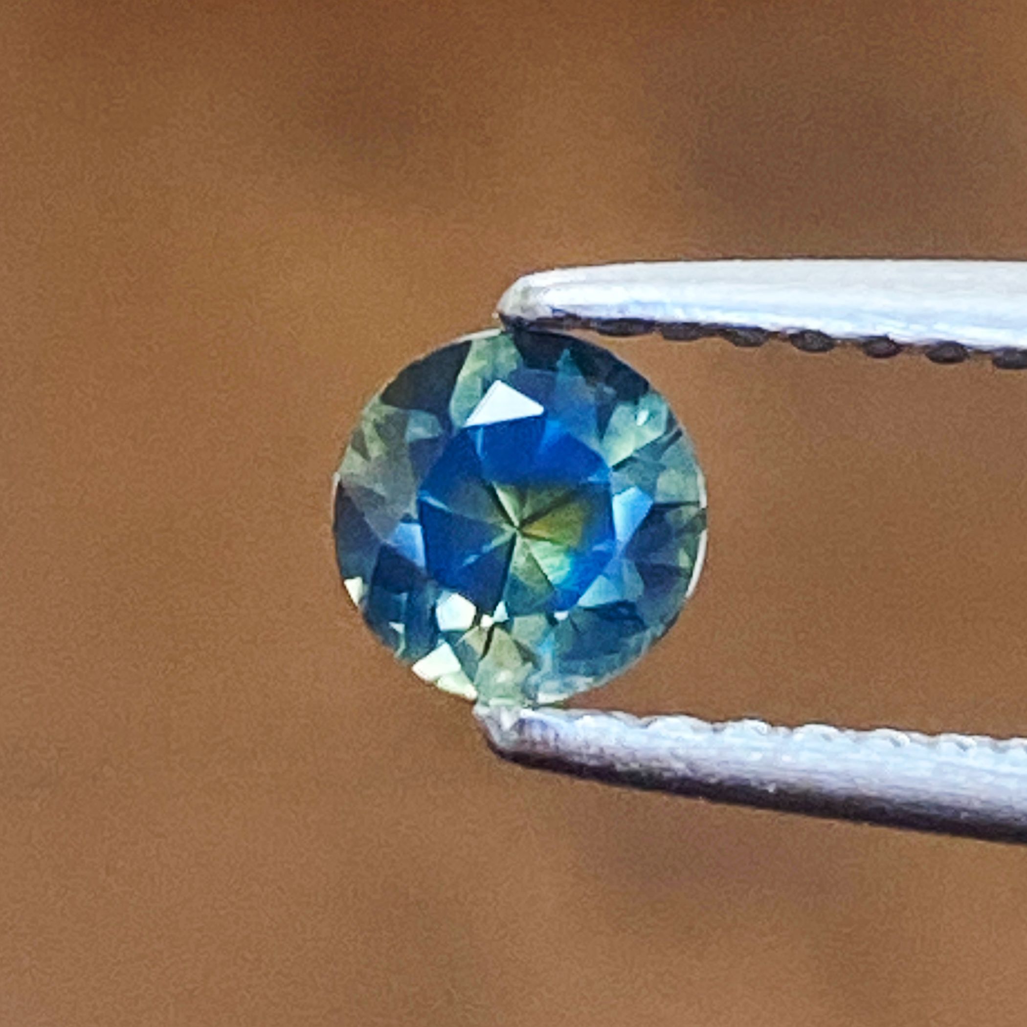 0.54ct Sapphire