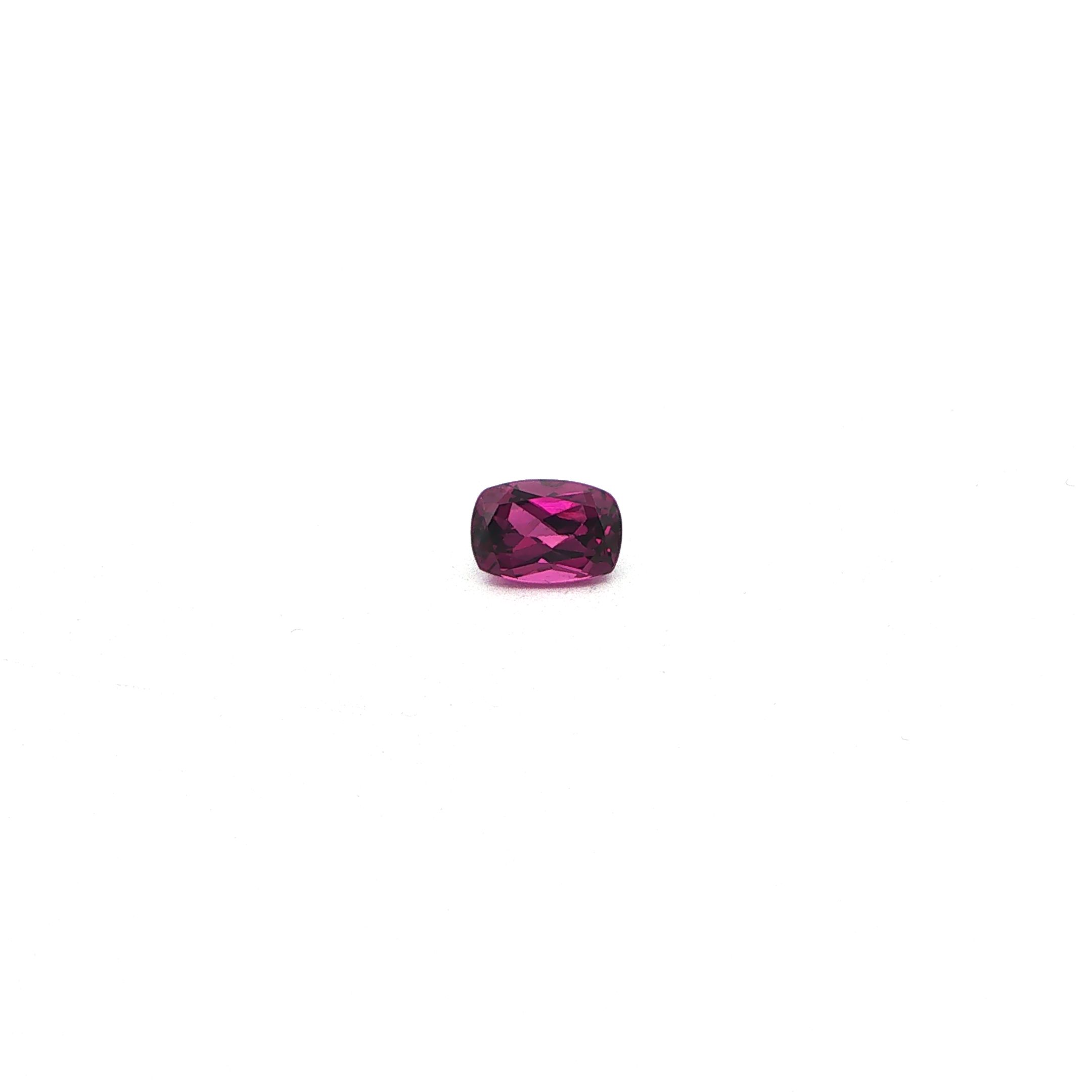 1.21ct GARNET
