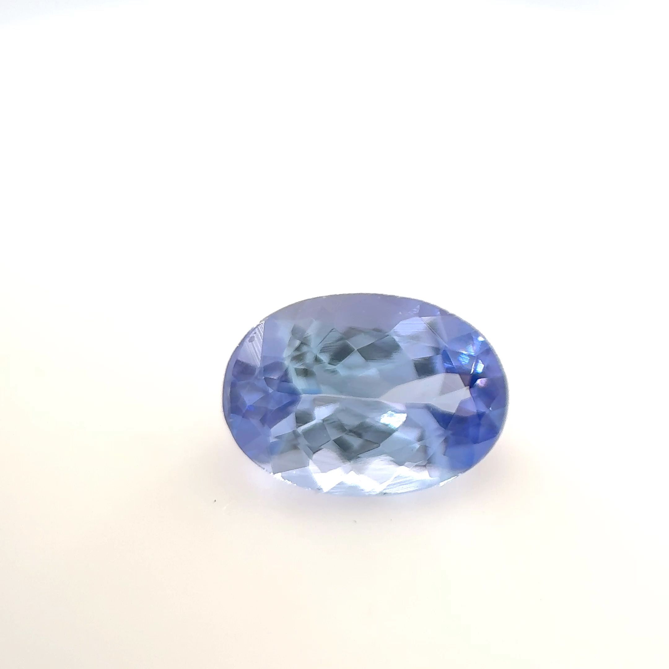 0.9ct TANZANITE
