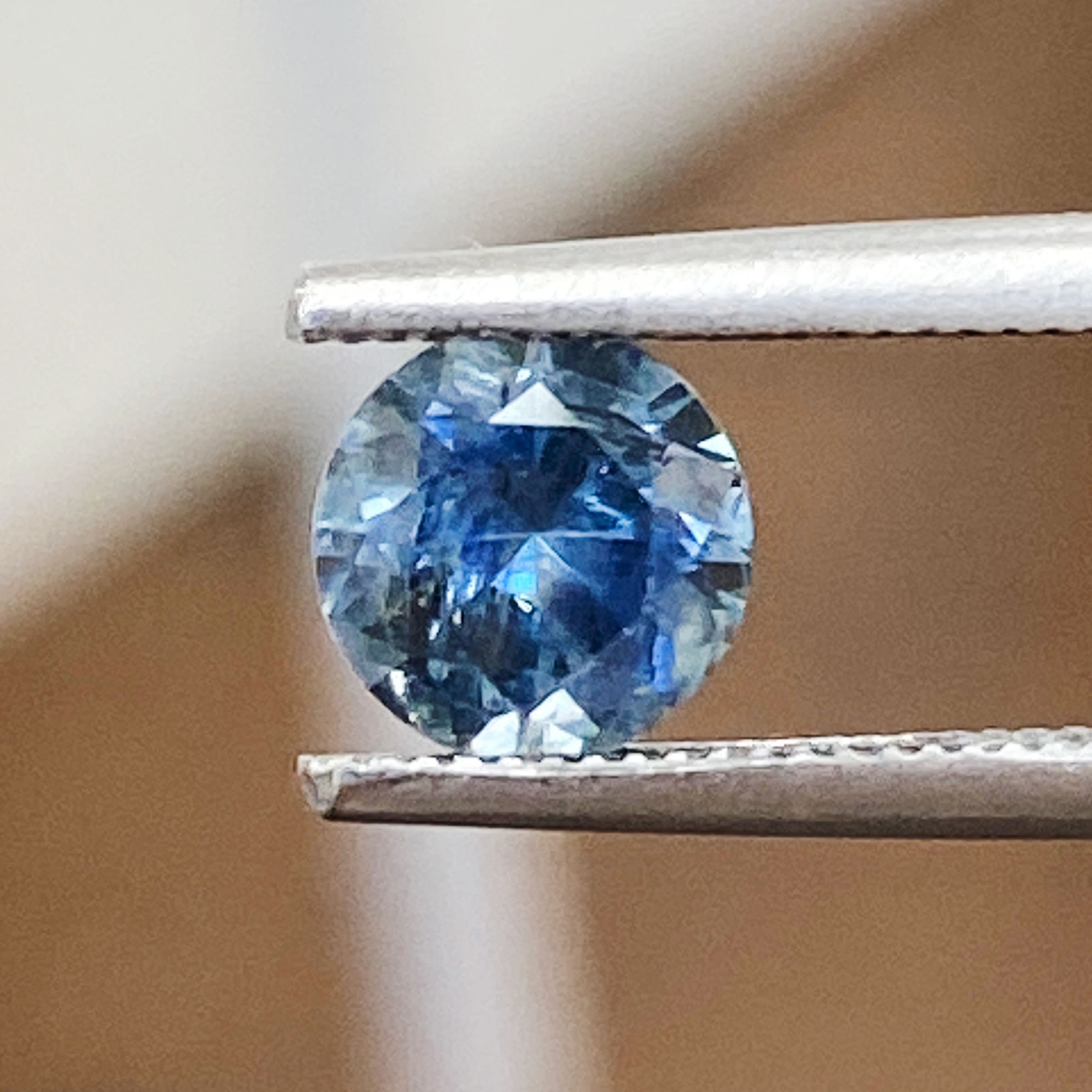 0.9ct Sapphire