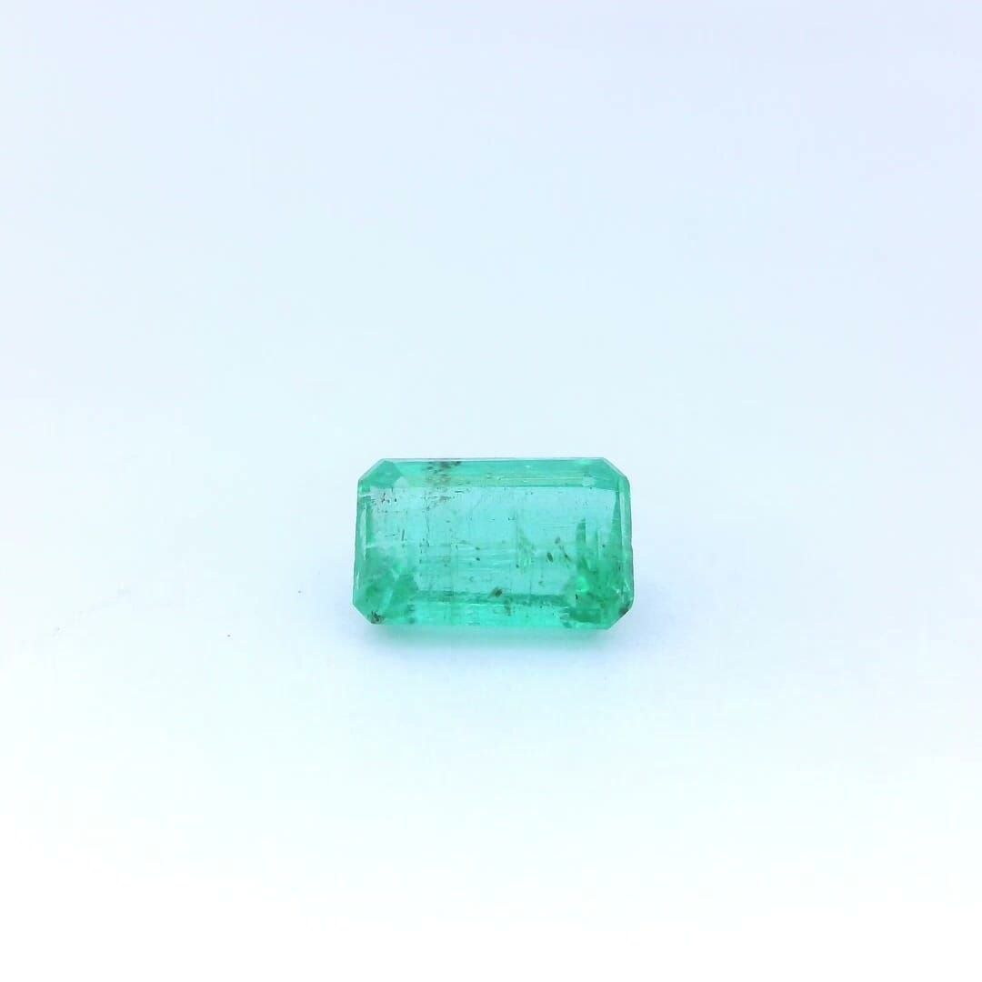 0.98ct EMERALD