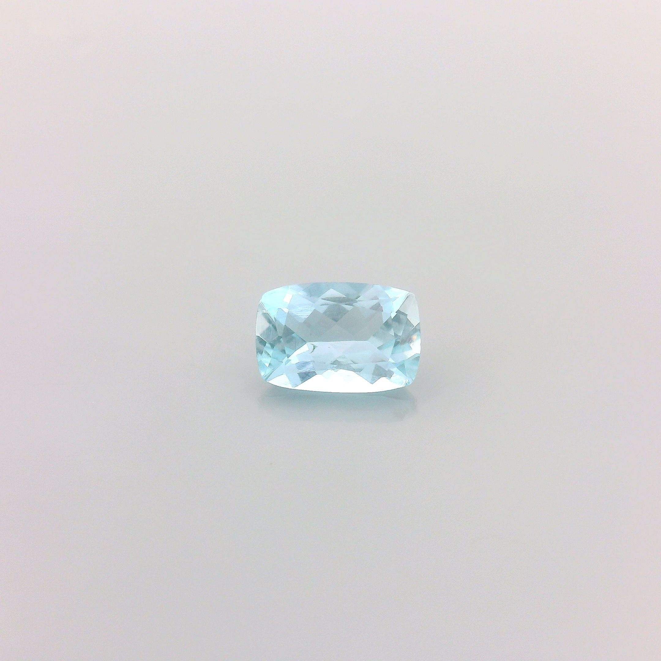 0.50 ct Cushion Blue Aquamarine