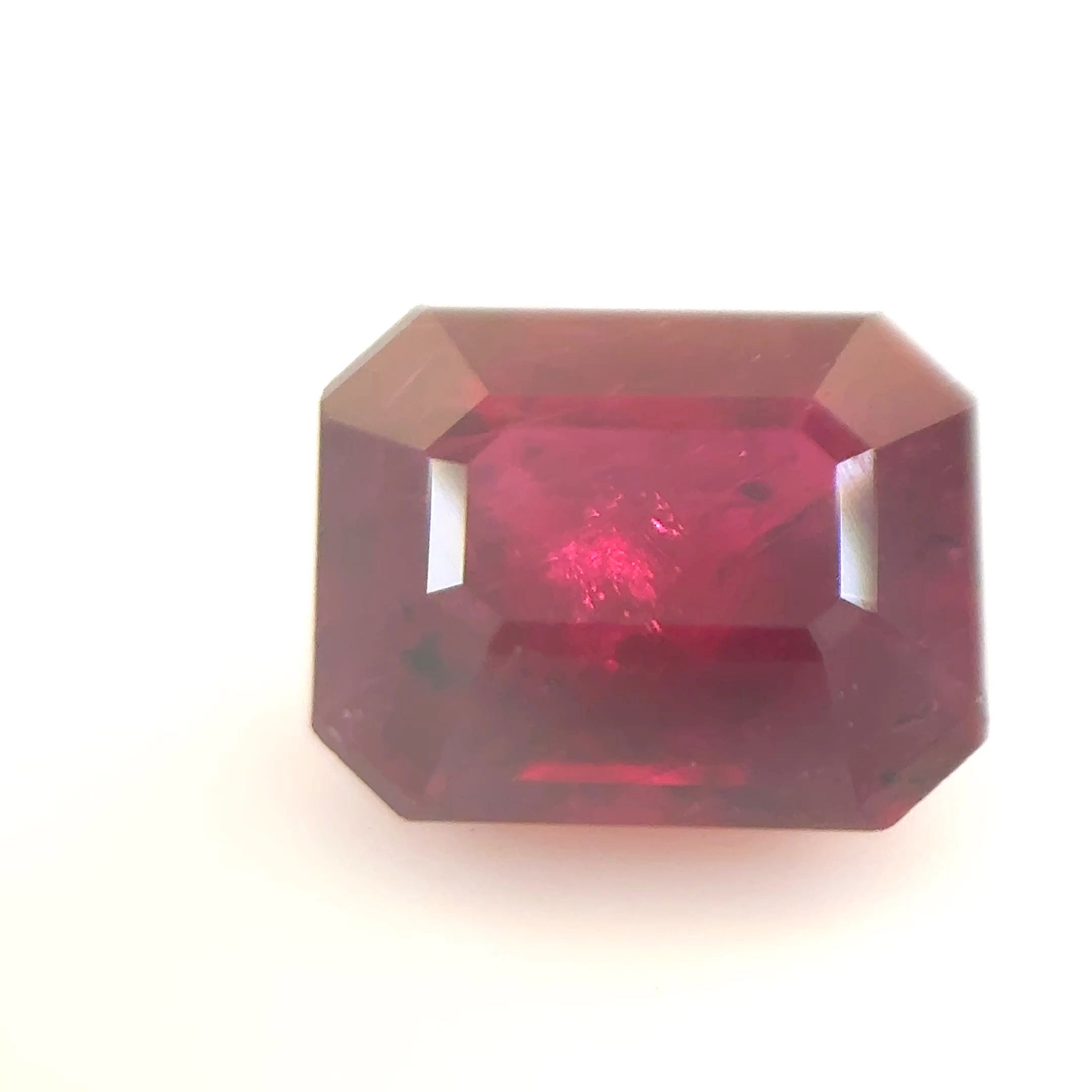 1.07ct RUBY