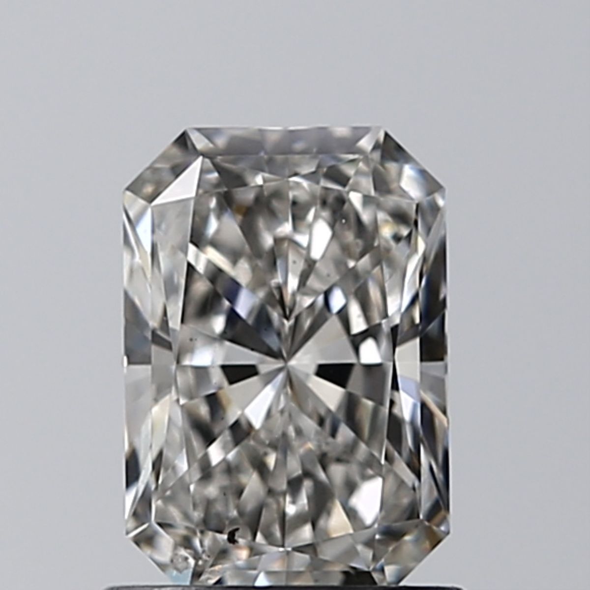 0.91 Carat Radiant Diamond