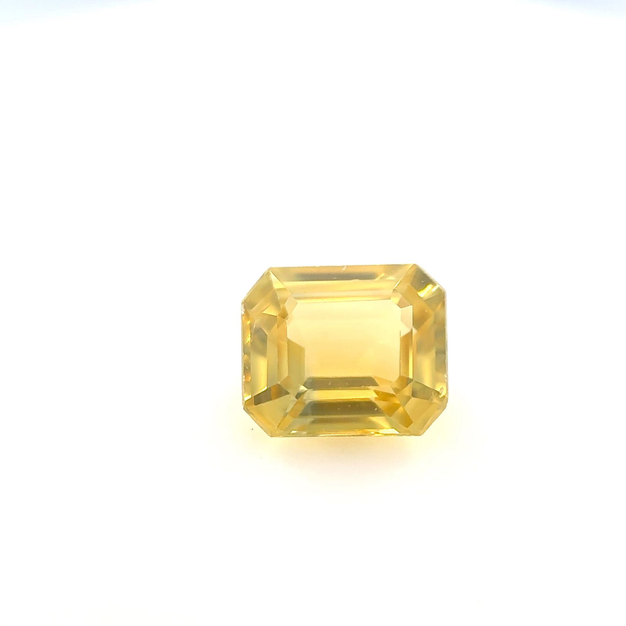 0.9ct SAPPHIRE