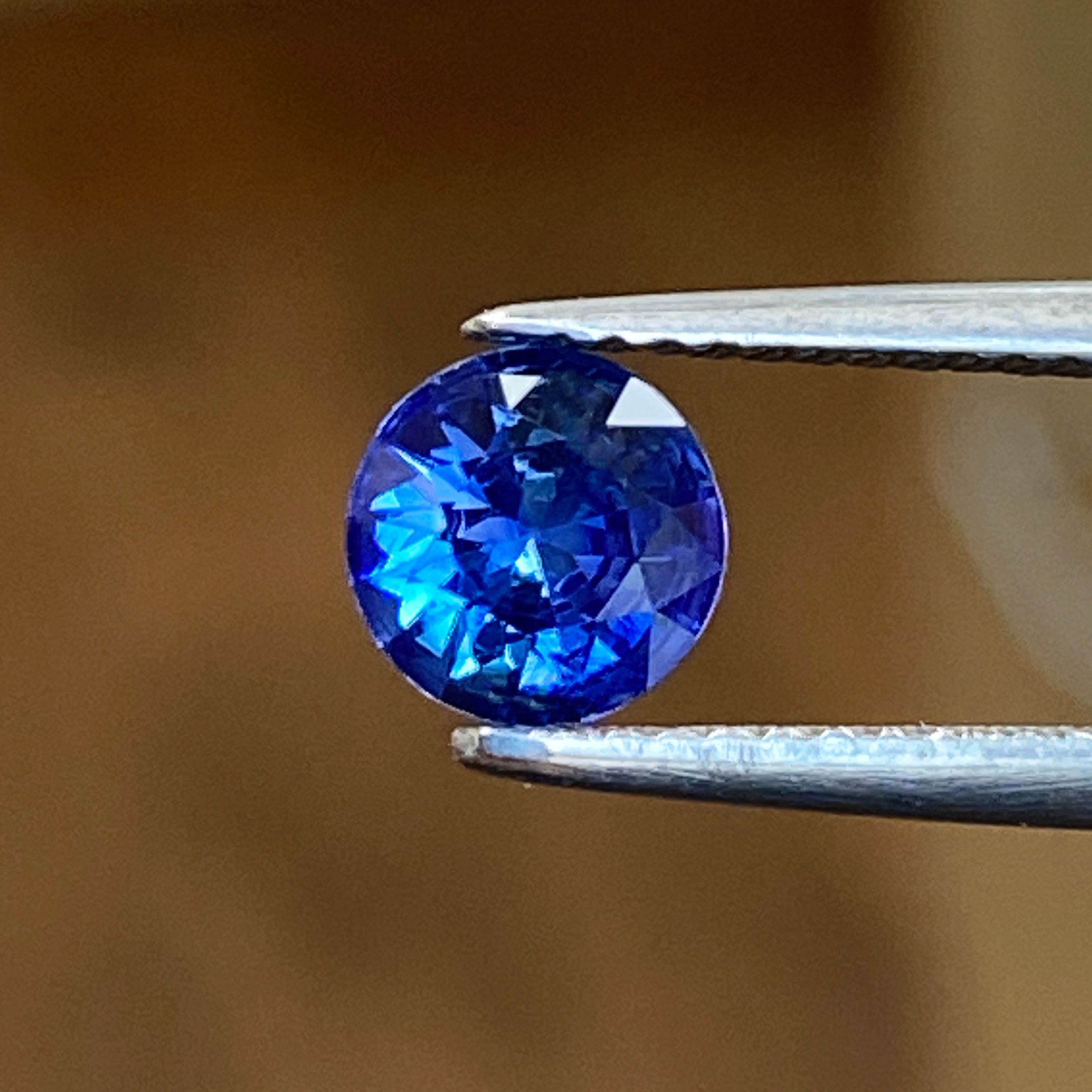 0.76ct Sapphire