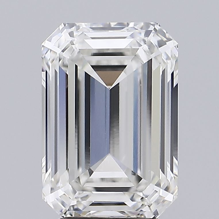 2.70 Carat emerald Lab Grown Diamond Front Image