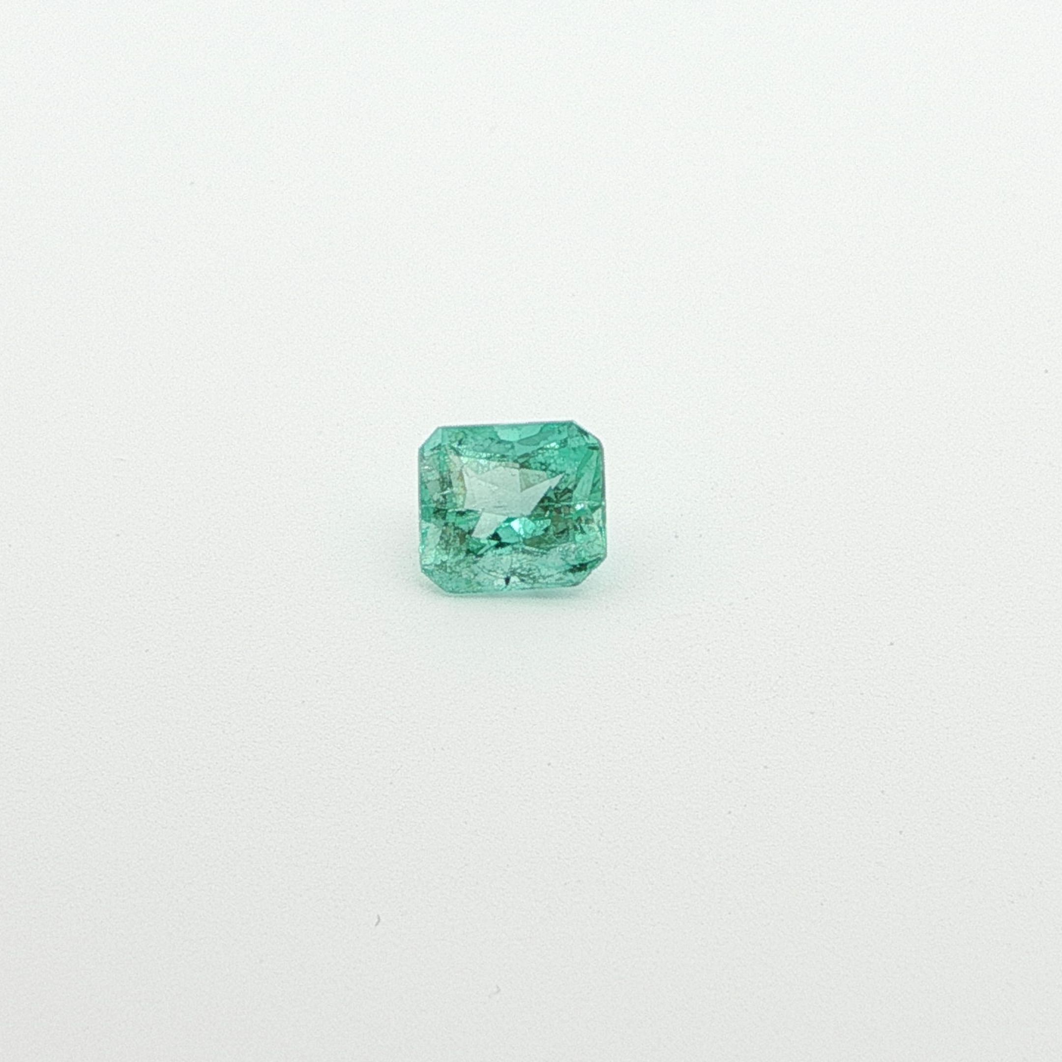 0.92ct Emerald