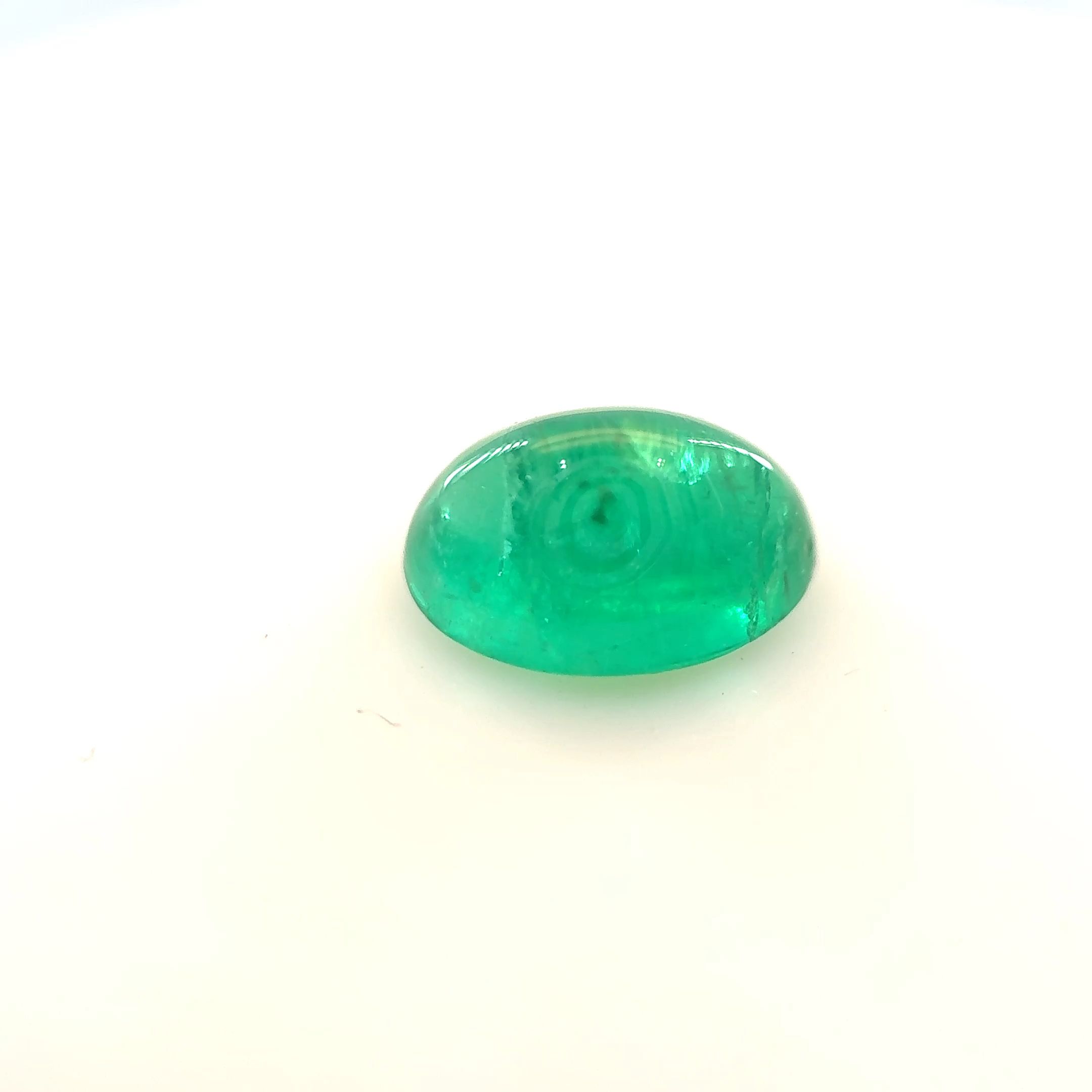 0.9ct EMERALD
