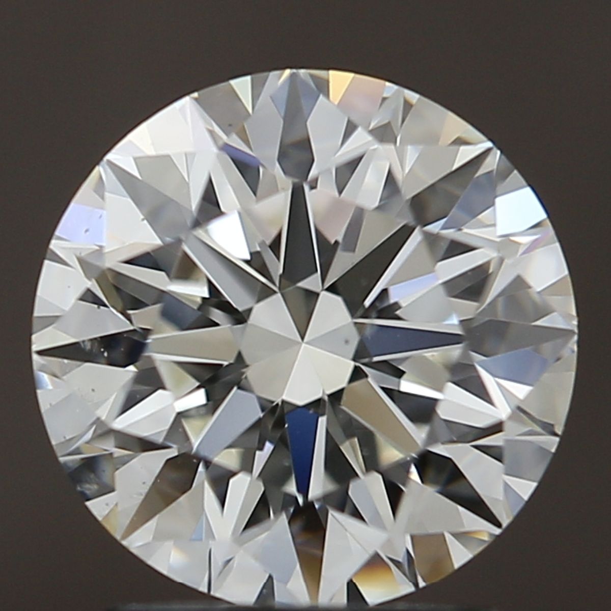 2,06 ct Okrągły diament naturalny