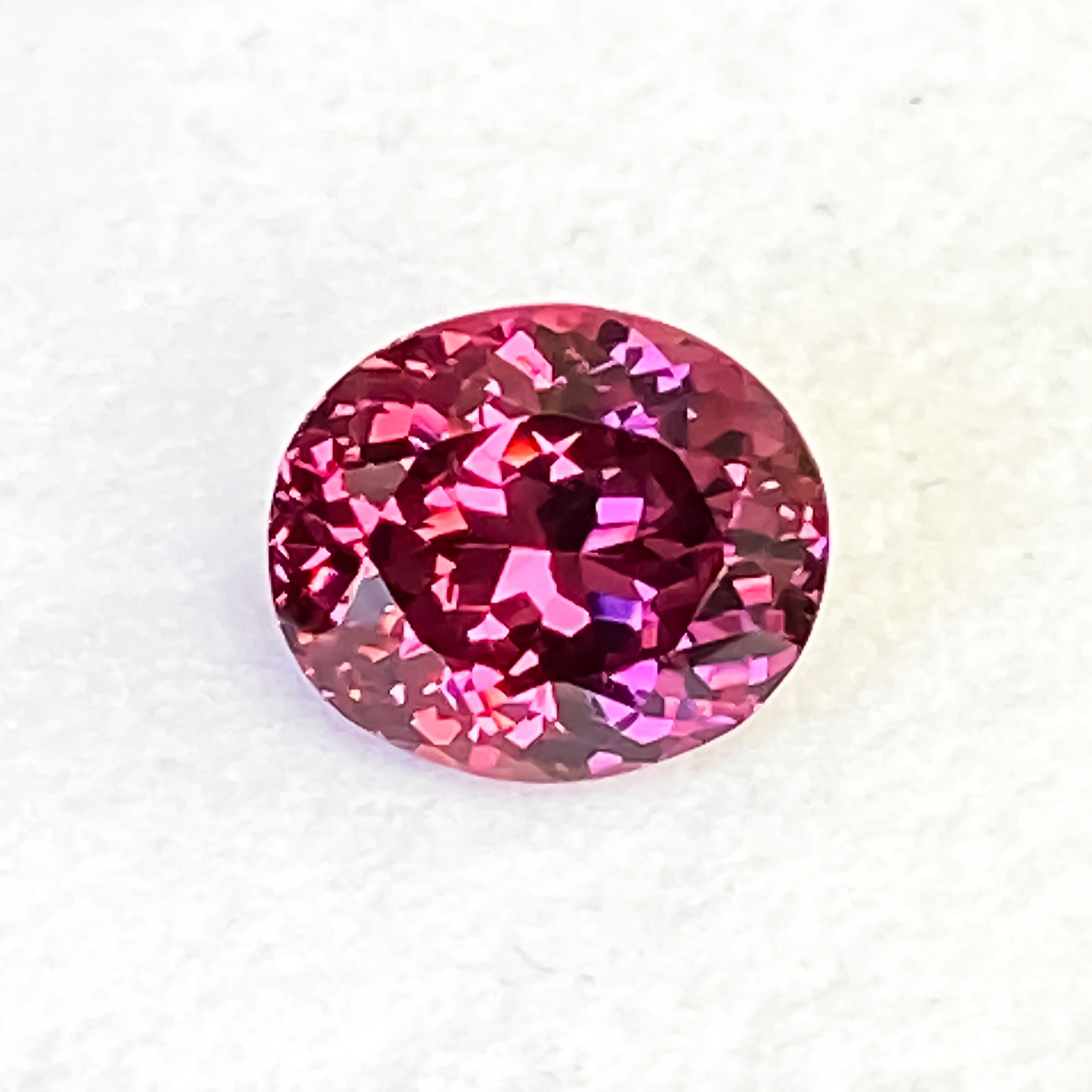 2.9ct Garnet