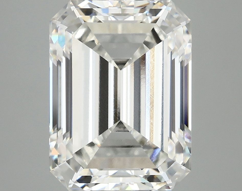 4.89 Carat · F · VVS2 Rare Carat Ideal Cut