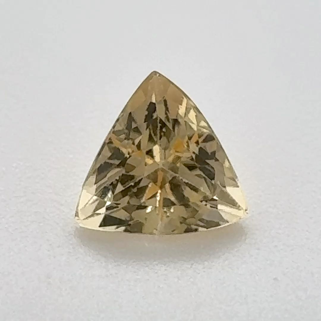 0.885ct TOPAZ