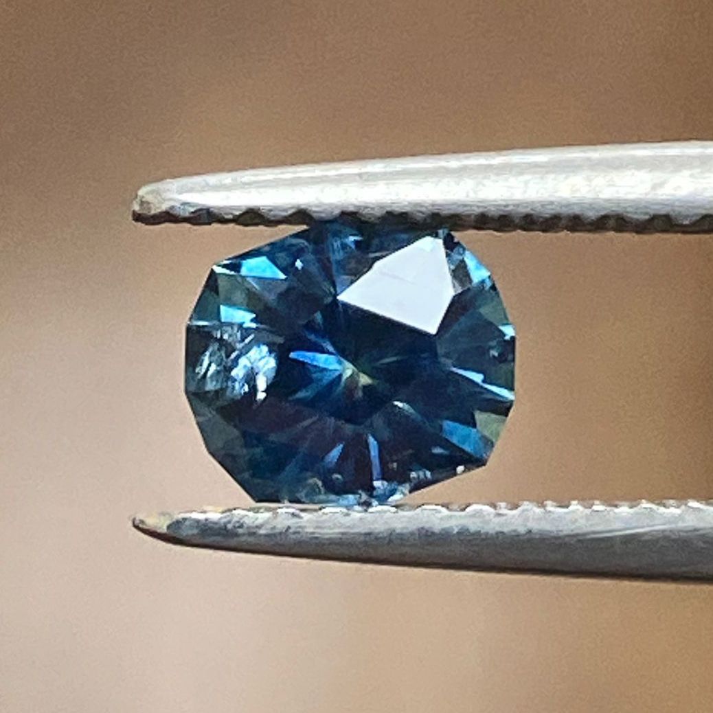 0.83ct Sapphire