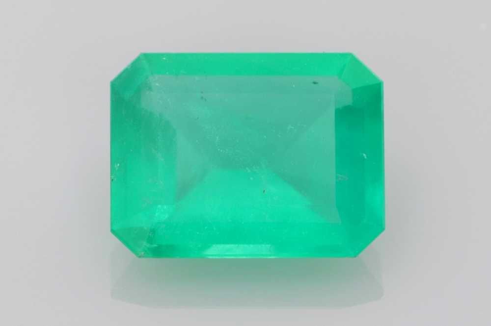 2.4ct Emerald