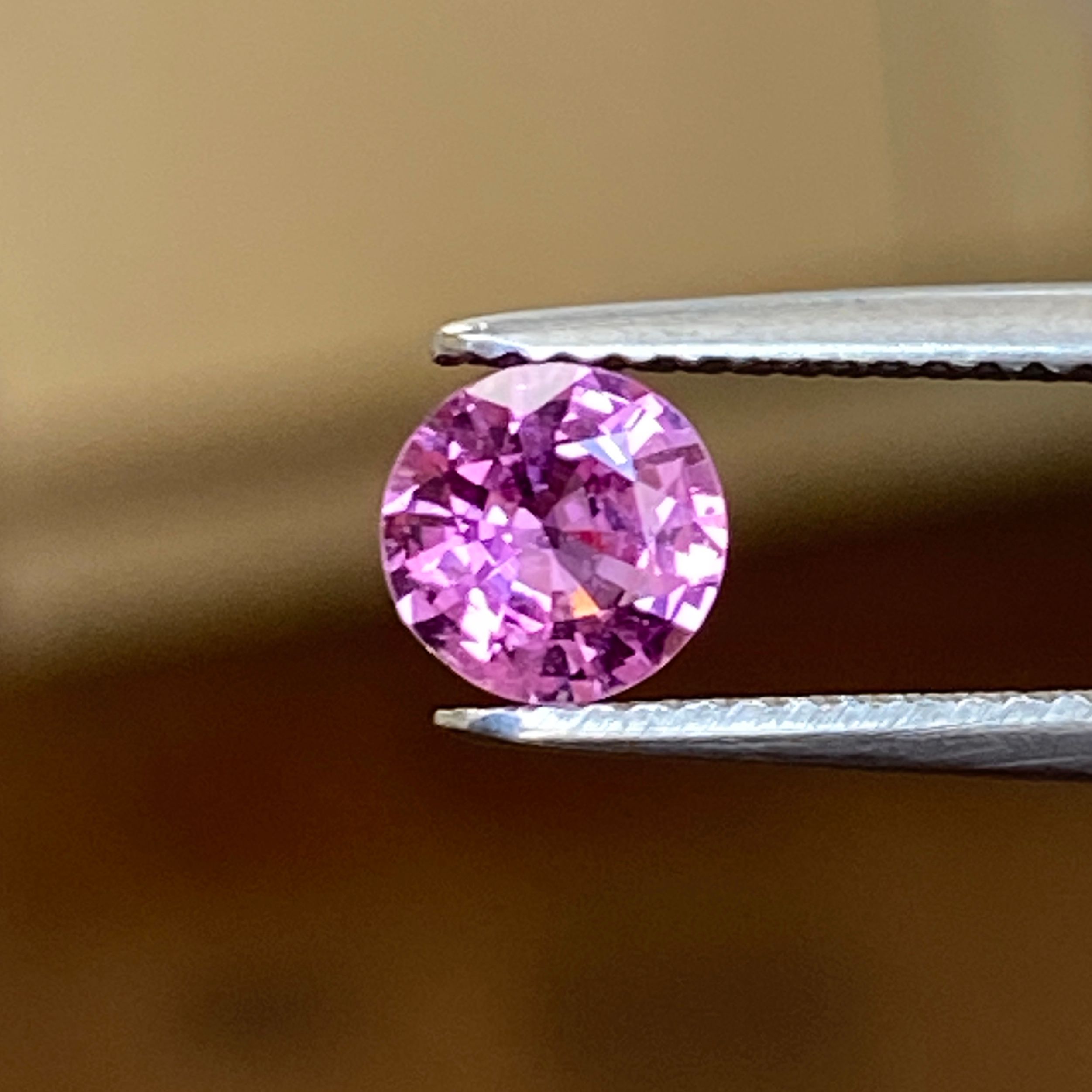 0.81ct Sapphire
