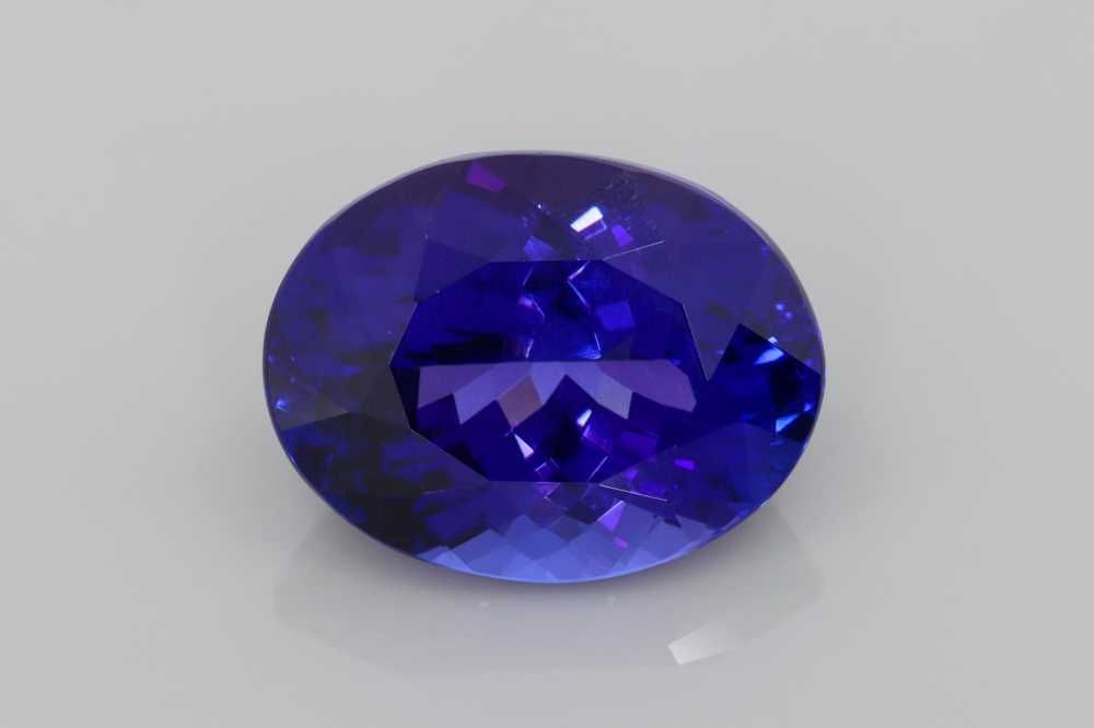 15.88ct Tanzanite