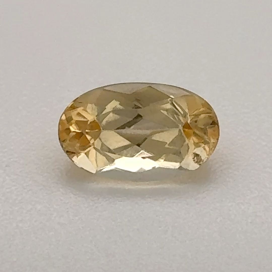 0.865ct TOPAZ